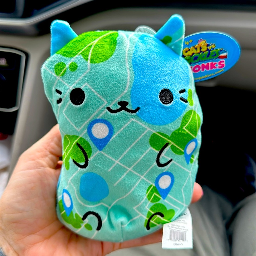 Cat vs Pickles - GPS Chonk